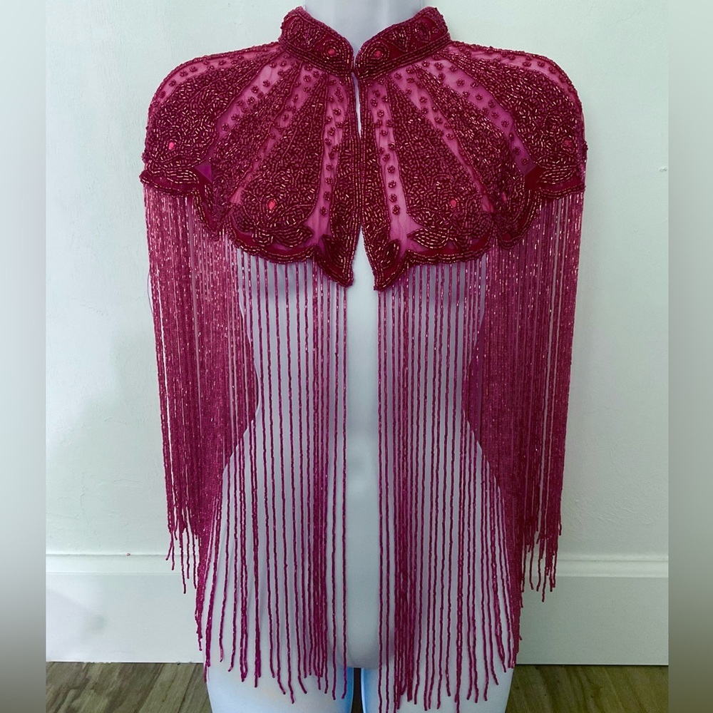 Red Beaded Fringe Cape - Picture 4 of 4